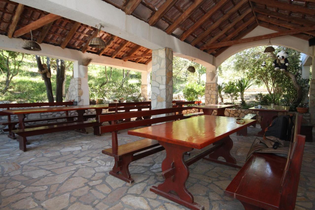 Seaside Secluded Apartments Cove Karkavac - Scedro, Hvar - 8801 耶尔萨 外观 照片